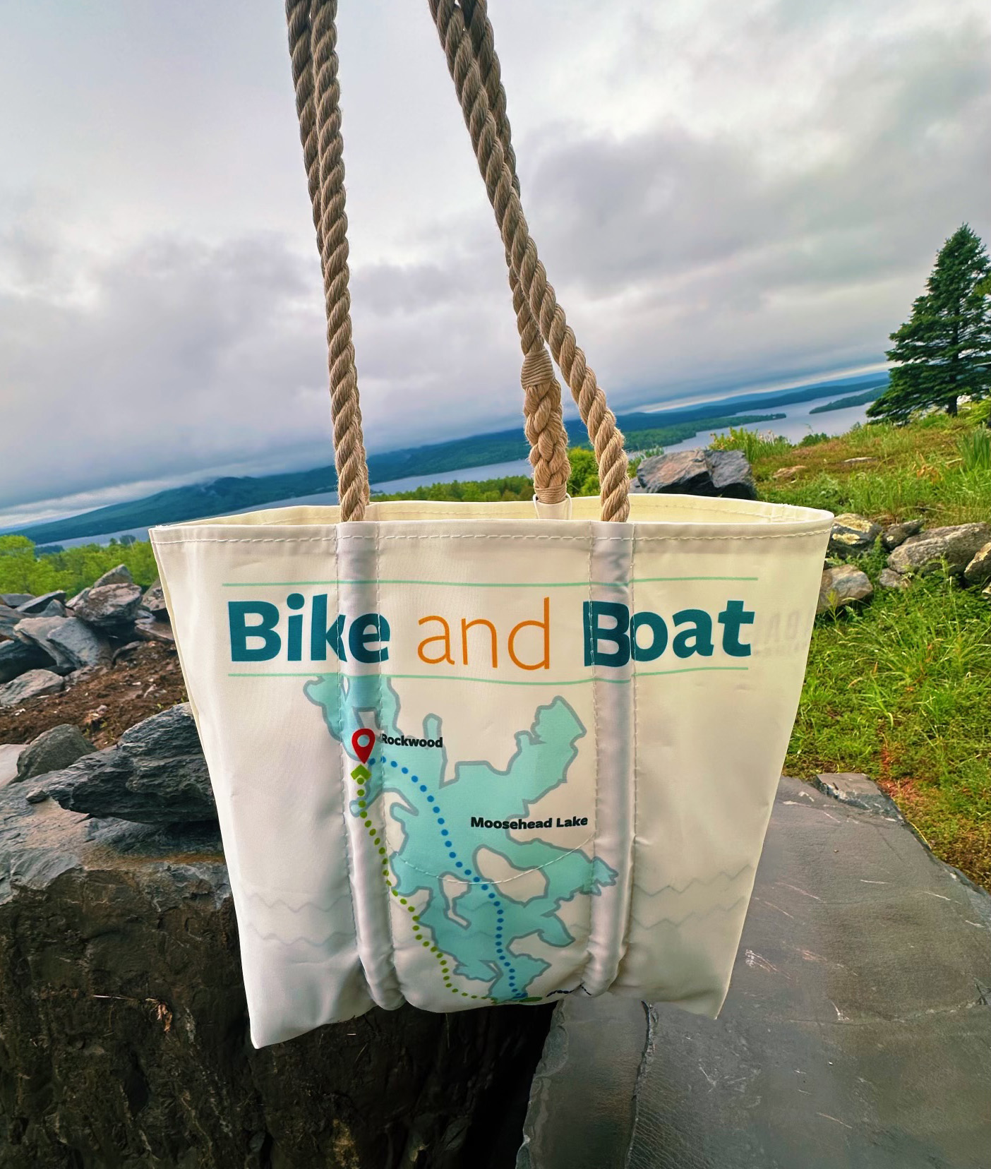 CA Dean Bike and Boat Sea Bag Back